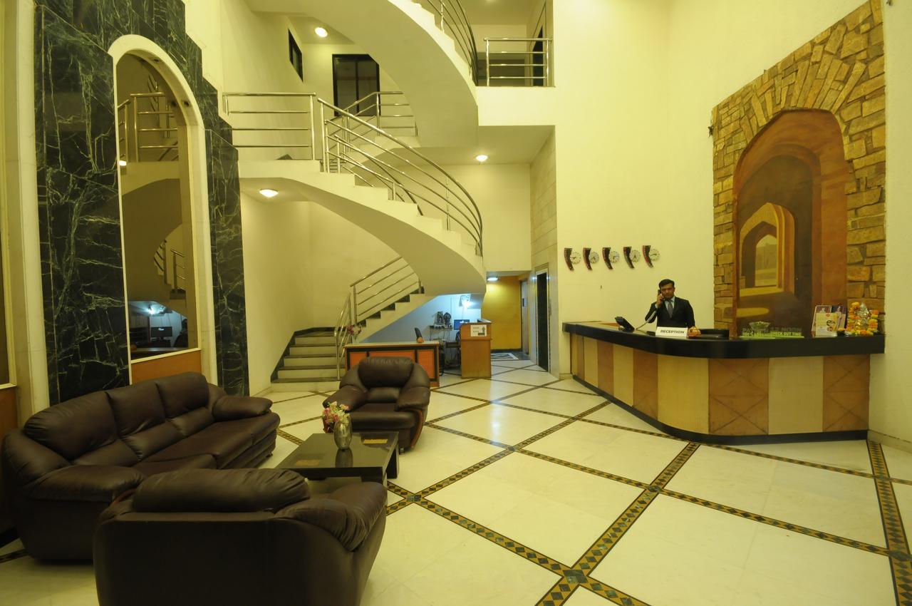 Hotel Grape City Nashik Exterior foto