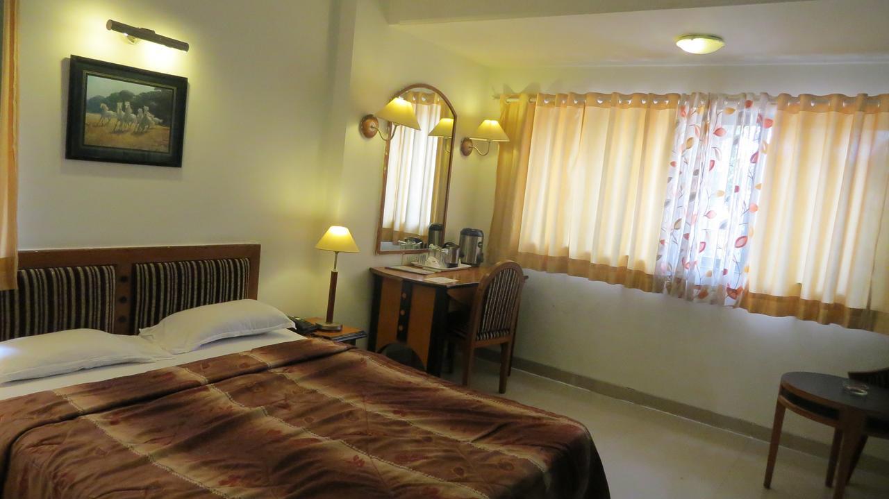 Hotel Grape City Nashik Exterior foto
